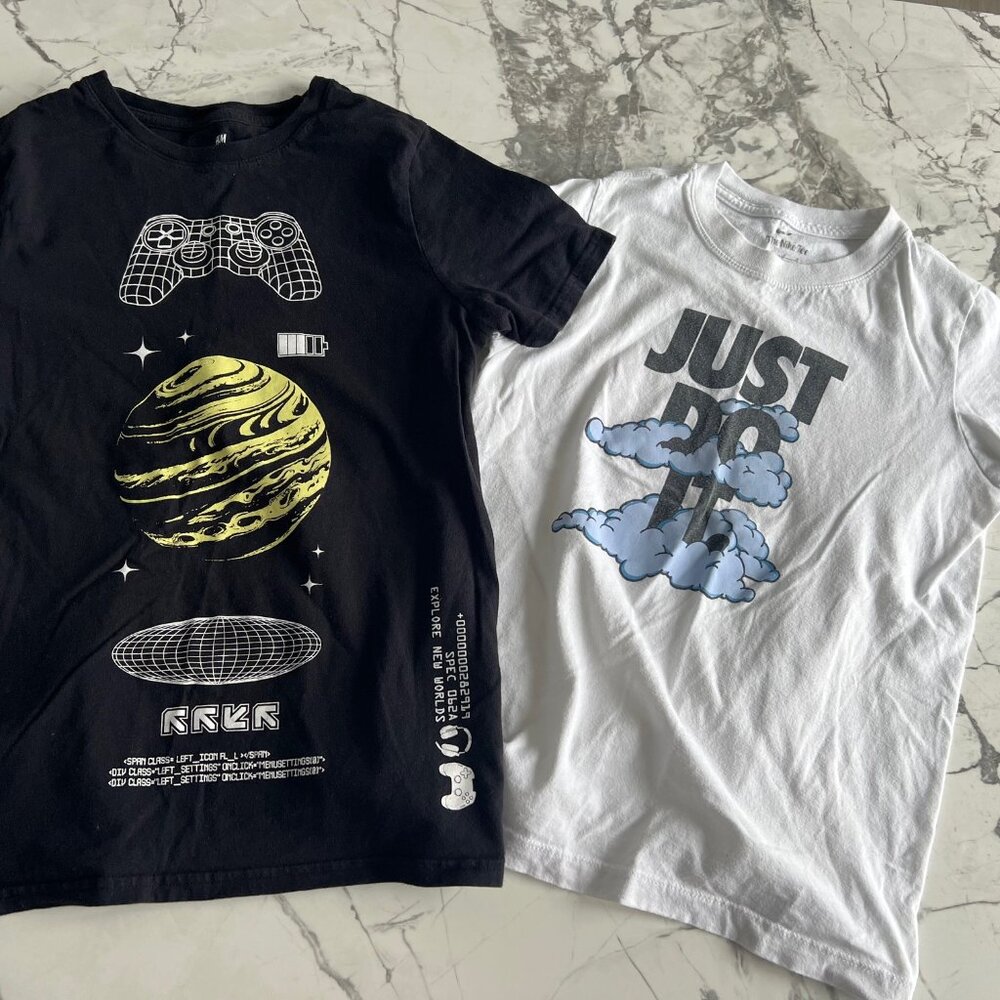 Nike Set of 2 Tee Shirts Size 10-12 yrs